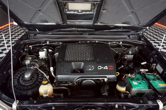 VIGO 4WD 2011 3.0G AT DOUBLE CAB BLACK  6368 full