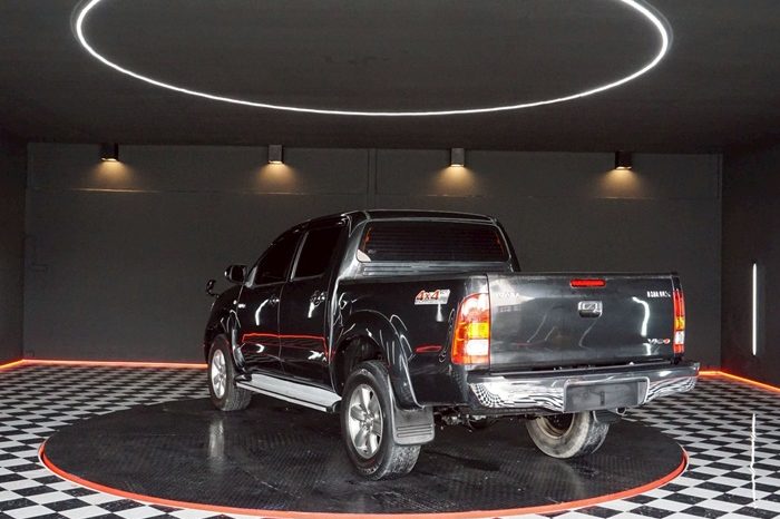 VIGO 4WD 2011 3.0G AT DOUBLE CAB BLACK  6368 full