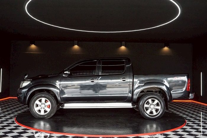 VIGO 4WD 2011 3.0G AT DOUBLE CAB BLACK  6368 full