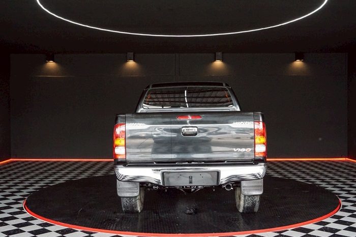 VIGO 4WD 2011 3.0G AT DOUBLE CAB BLACK  6368 full