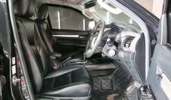 REVO PRE 2022 2.4E AT DOUBLE CAB BLACK 644 full