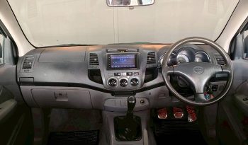 VIGO 2WD 2011 2.7J MT SMART CAB SILVER 6676 full