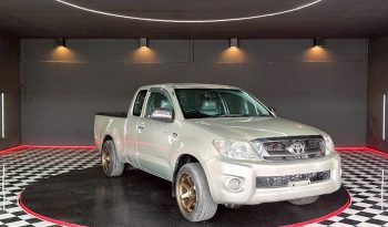VIGO 2WD 2011 2.7J MT SMART CAB SILVER 6676 full