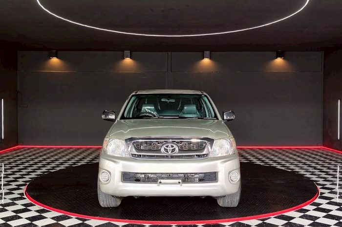 VIGO 2WD 2011 2.7J MT SMART CAB SILVER 6676 full