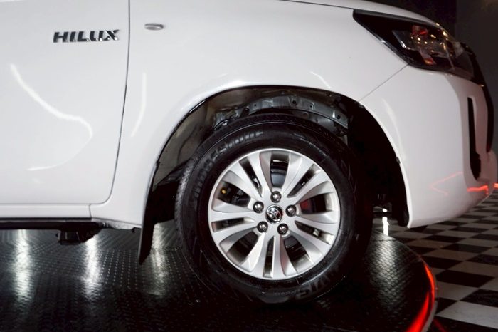 REVO 2WD 2020 2.4 MID MT SAMRT CAB WHITE  6923 full