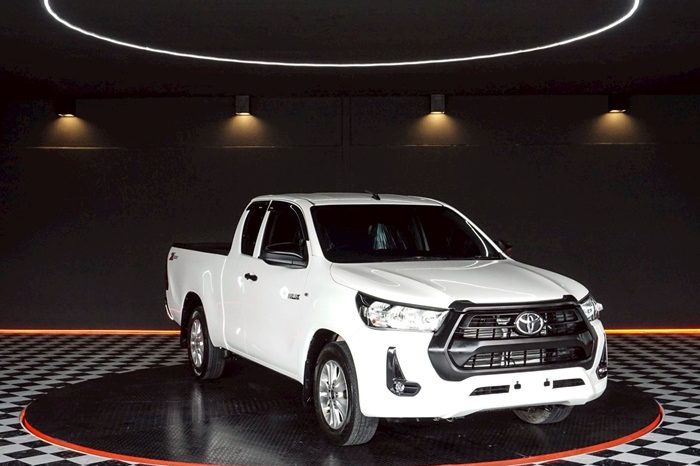 REVO 2WD 2020 2.4 MID MT SAMRT CAB WHITE  6923 full