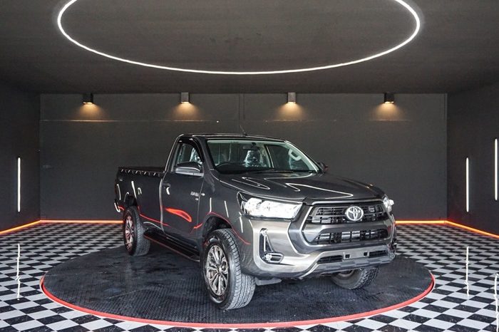 REVO 4WD 2021 2.8 ENTRY MT STANDARD BRONZE  7629 full