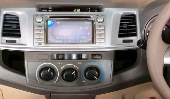 VIGO 4WD 2012 3.0G MT DOUBLE CAB WHITE  7875 full