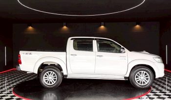 VIGO 4WD 2012 3.0G MT DOUBLE CAB WHITE  7875 full
