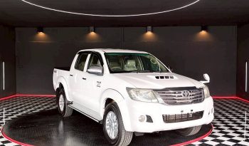 VIGO 4WD 2012 3.0G MT DOUBLE CAB WHITE  7875 full