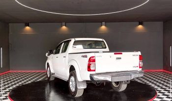 VIGO 4WD 2012 3.0G MT DOUBLE CAB WHITE  7875 full