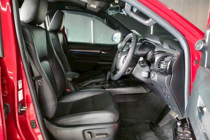 ROCCO PRE 2021 2.4 HIGHT AT DOUBLE CAB RED  8002 full
