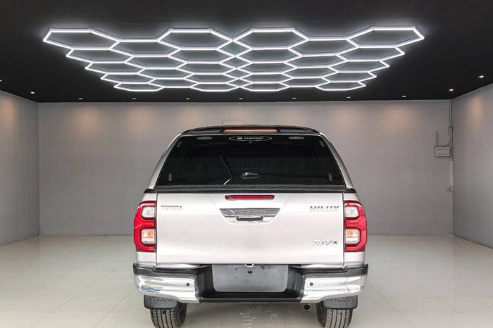 REVO PRE 2021 2.4 ENTRY AT DOUBLE CAB SILVER 8027 full