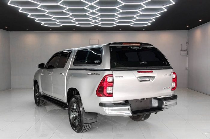 REVO PRE 2021 2.4 ENTRY AT DOUBLE CAB SILVER 8027 full