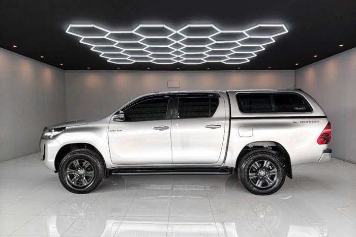 REVO PRE 2021 2.4 ENTRY AT DOUBLE CAB SILVER 8027 full