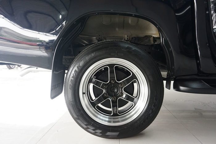 REVO PRE 2020 2.4 ENTRY AT DOUBLE CAB BLACK 8486 full