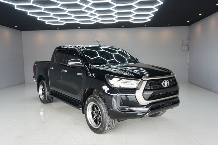 REVO PRE 2020 2.4 ENTRY AT DOUBLE CAB BLACK 8486 full