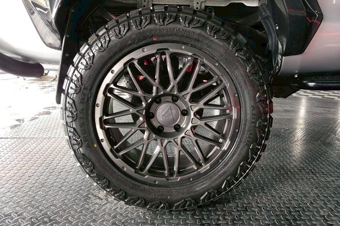 VIGO 4WD 2015 2.7J AT SMART CAB SILVER  9010 full