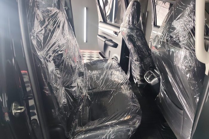 REVO PRE 2023 2.4 HIGHT AT DOUBLE CAB BLACK  9255 full