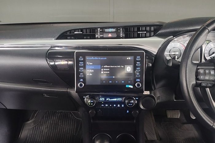 REVO PRE 2023 2.4 HIGHT AT DOUBLE CAB BLACK  9255 full