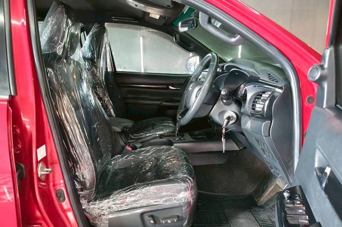ROCCO PRE 2019 2.4G AT DOUBLE CAB RED  9690 full