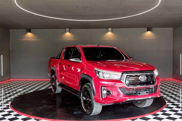 ROCCO PRE 2019 2.4G AT DOUBLE CAB RED  9690 full