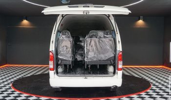 TOYOTA 2WD 2019 2.7 MT COMMUTER WHITE  9793 full