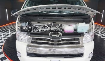 TOYOTA 2WD 2019 2.7 MT COMMUTER WHITE  9793 full