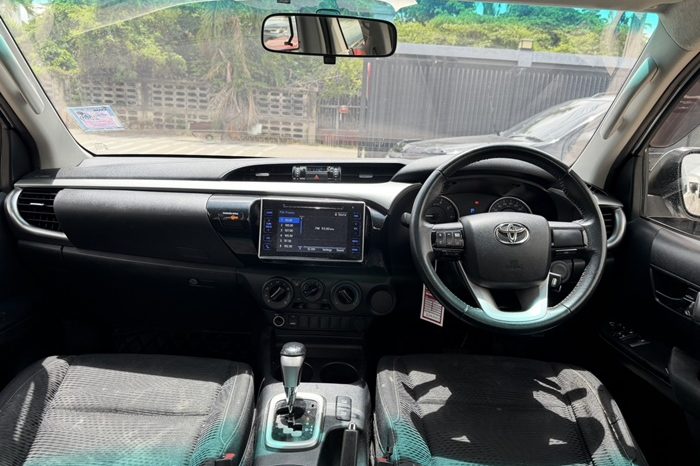 REVO PRE 2018 2.4E AT SMART CAB WHITE  6107 full