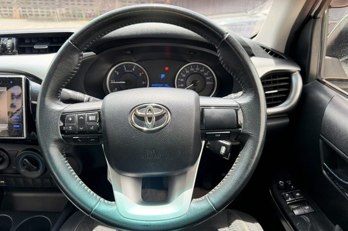 REVO PRE 2018 2.4E AT SMART CAB WHITE  6107 full