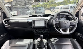 REVO 4WD 2022 2.4 MID MT SMART CAB WHITE  5476 full
