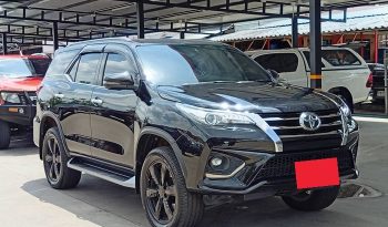 TOYOTA 4WD 2019 2.8V AT FORTUNER BLACK  6255 full