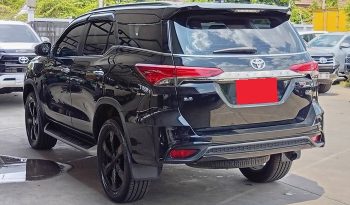 TOYOTA 4WD 2019 2.8V AT FORTUNER BLACK  6255 full