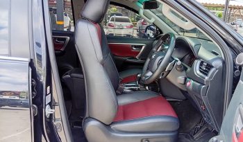 TOYOTA 4WD 2019 2.8V AT FORTUNER BLACK  6255 full