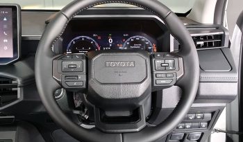 TRAVO OVERLAND PLUS 4WD 2026 2.8 AT DOUBLE CAB WHITE  24279 full