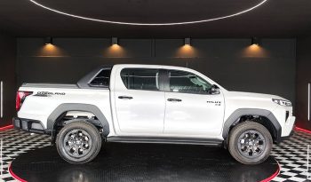 TRAVO OVERLAND PLUS 4WD 2026 2.8 AT DOUBLE CAB WHITE  24279 full