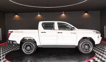 TRAVO SMART PRE 2026 2.8 AT DOUBLE CAB WHITE  01727 full