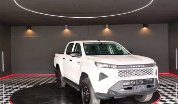 TRAVO SMART PRE 2026 2.8 AT DOUBLE CAB WHITE  01727 full