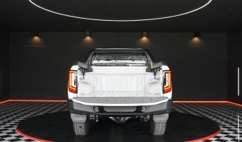 TRAVO OVERLAND PLUS 4WD 2026 2.8 AT DOUBLE CAB WHITE  24275 full