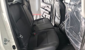 TRAVO OVERLAND PLUS 4WD 2026 2.8 AT DOUBLE CAB WHITE  24275 full
