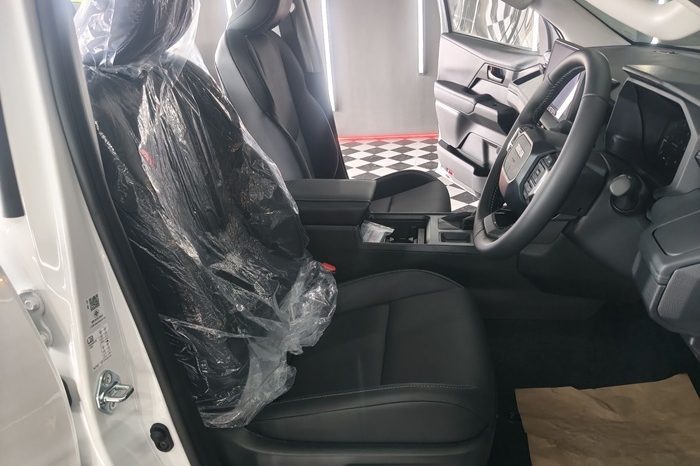 TRAVO OVERLAND PLUS 4WD 2026 2.8 AT DOUBLE CAB WHITE  24275 full
