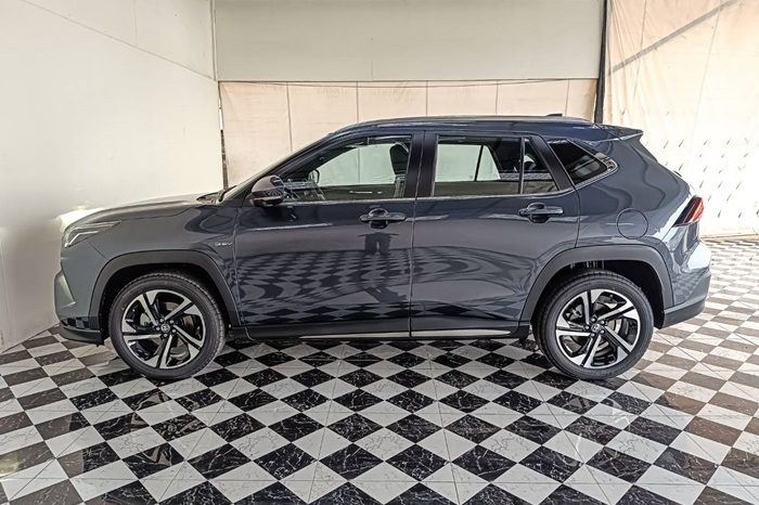 TOYOTA 2026 SUV PREMIUM YARIS CROSS 2WD 1.5 AT DARK GREY  54093 full