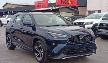 TOYOTA 2026 SUV PREMIUM YARIS CROSS 2WD 1.5 AT BLUE  64519 full