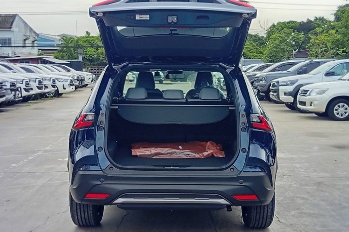 TOYOTA 2026 SUV PREMIUM YARIS CROSS 2WD 1.5 AT BLUE  64519 full