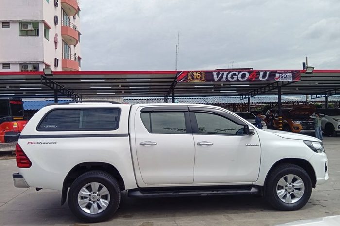 REVO PRE 2019 2.4E AT DOUBLE CAB WHITE  5917 full