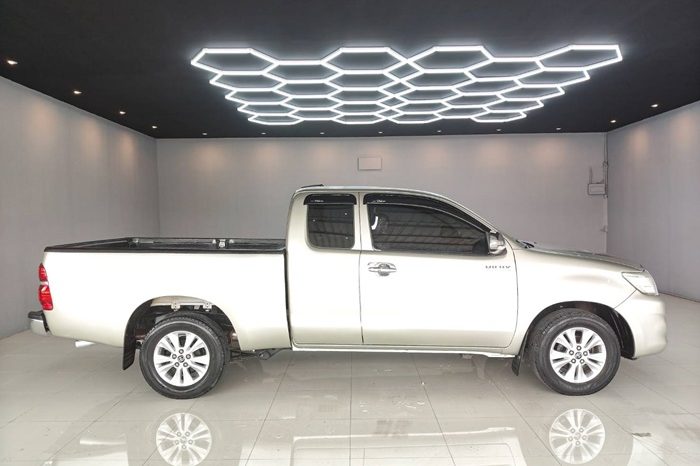 VIGO 2WD 2014 2.7J MT SMART CAB SILVER  8500 full
