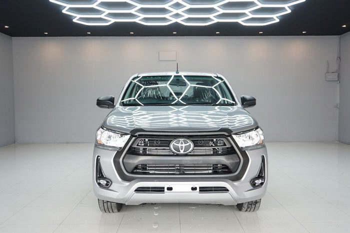 REVO 2WD 2020 2.4 MID AT DOUBLE CAB SILVER  7893 full