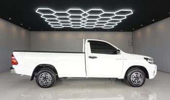 REVO 2WD 2020 2.4J MT STANDARD WHITE  8276 full
