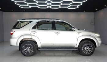 TOYOTA 4WD 2008 3.0V AT FORTUNER SILVER  1406 full