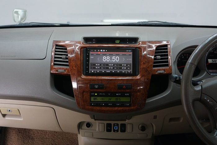 TOYOTA 4WD 2008 3.0V AT FORTUNER SILVER  1406 full